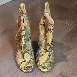 Michael Kors Black and Green  Snakeskin Design